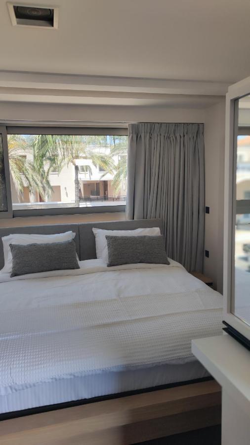 Summertime Signature Suites Agia Marina  Ngoại thất bức ảnh