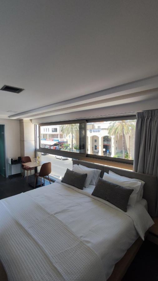 Summertime Signature Suites Agia Marina  Ngoại thất bức ảnh