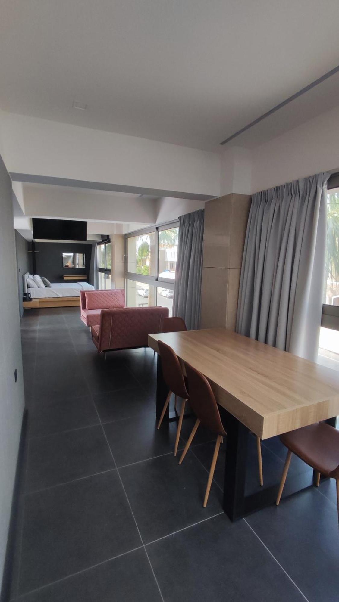 Summertime Signature Suites Agia Marina  Ngoại thất bức ảnh